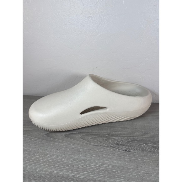 Crocs Mellow Recovery Unisex Clogs Sz M6/W8 Comfort Casual Stucco Vented Slip-On - Picture 2 of 7